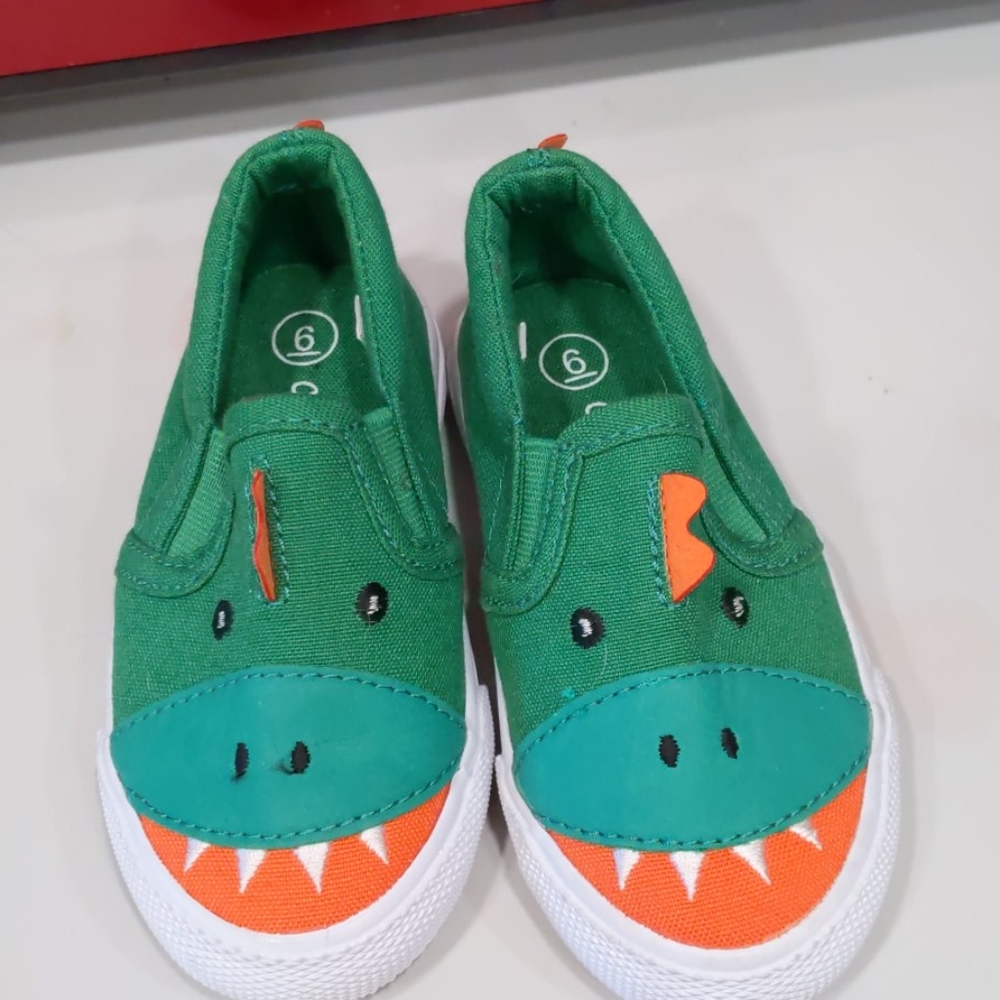 Narrow dinosaur shoes